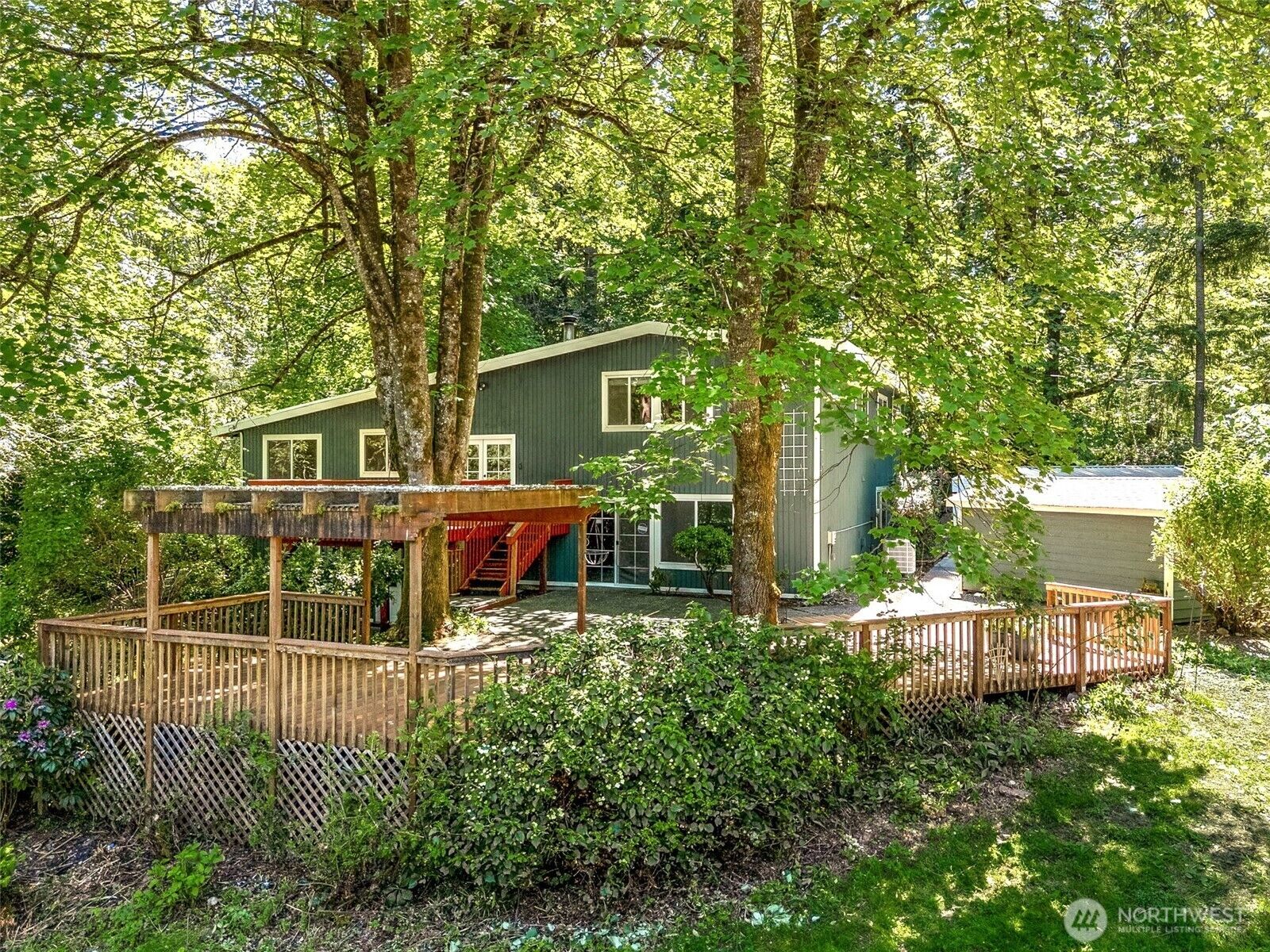 Property Photo: 23908 SE 168 Street WA 98027