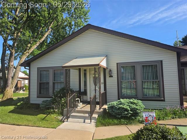 Property Photo: 40318 Newport Drive E MI 48170