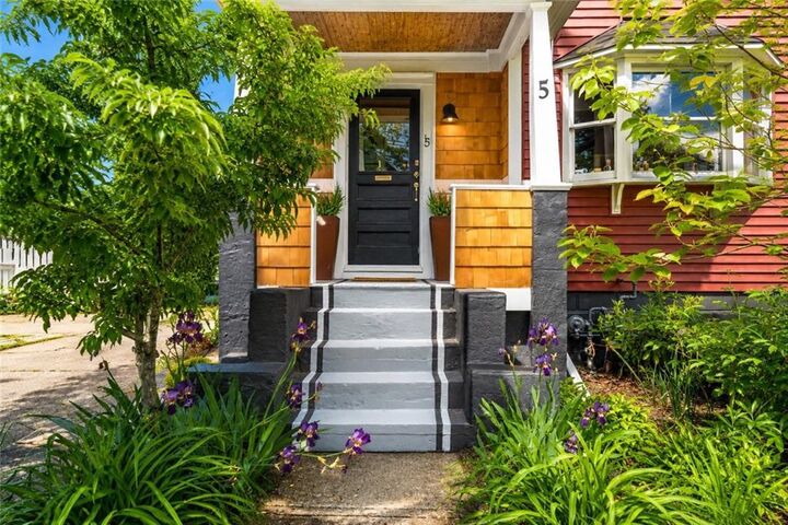 Property Photo:  5 Dennis Avenue  RI 02905 