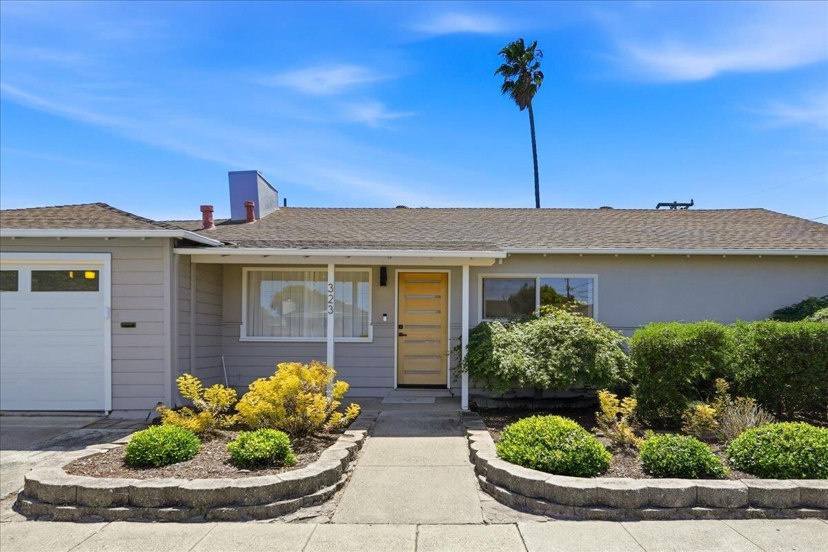 Property Photo:  323 Hiller Street  CA 94002 