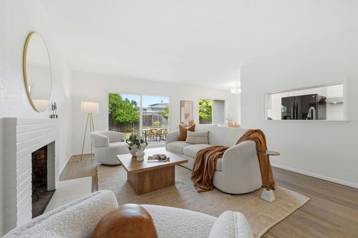Property Photo:  2633 Foster Street  CA 94403 
