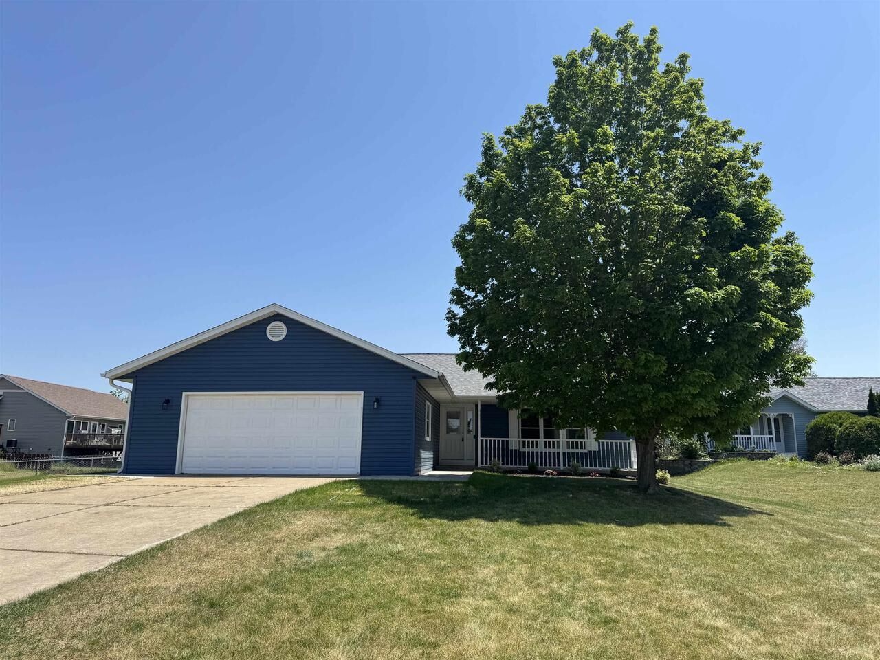 Property Photo:  2259 Dupont Drive  WI 53546 