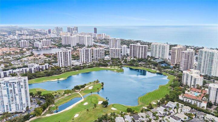 Property Photo: 3625 N Country Club Dr 402 FL 33180