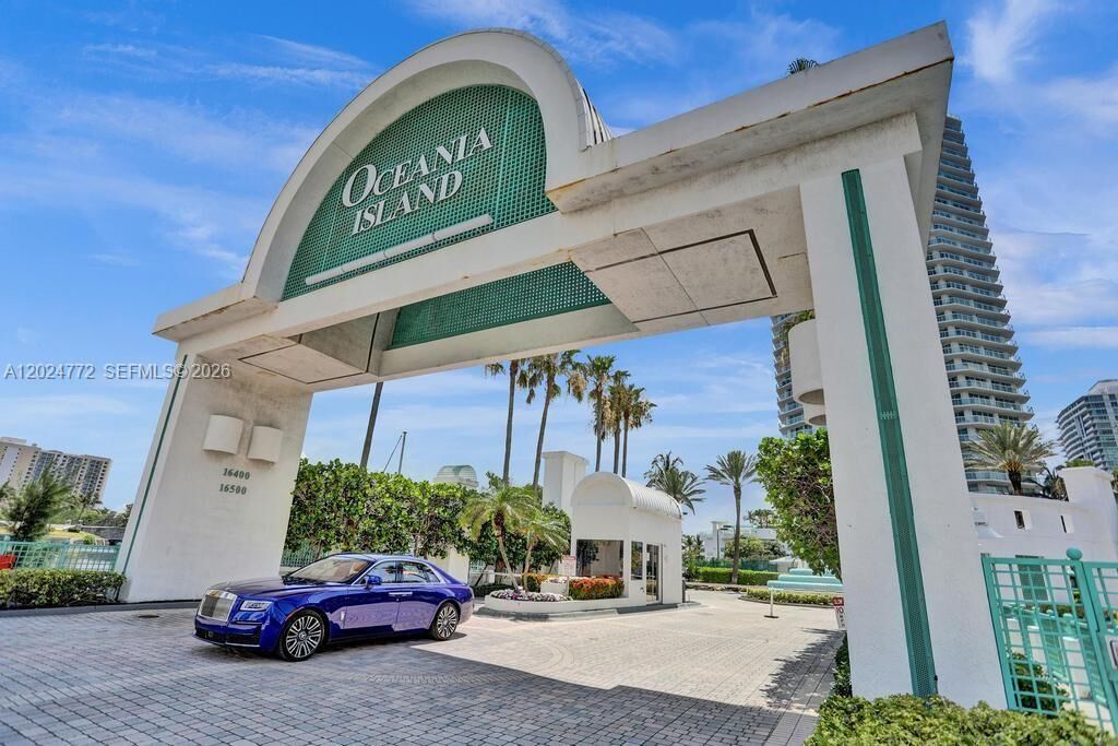 Property Photo: 16500 Collins Ave Ts-3 FL 33160