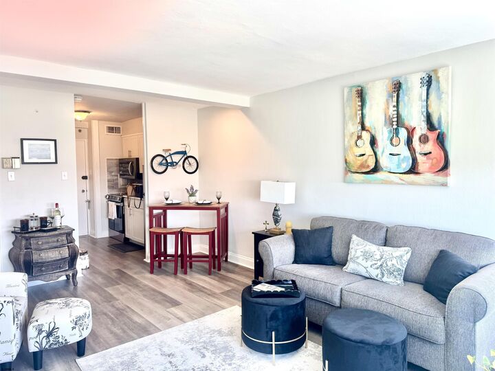 Property Photo:  101 S Raleigh Ave 713  NJ 08401 