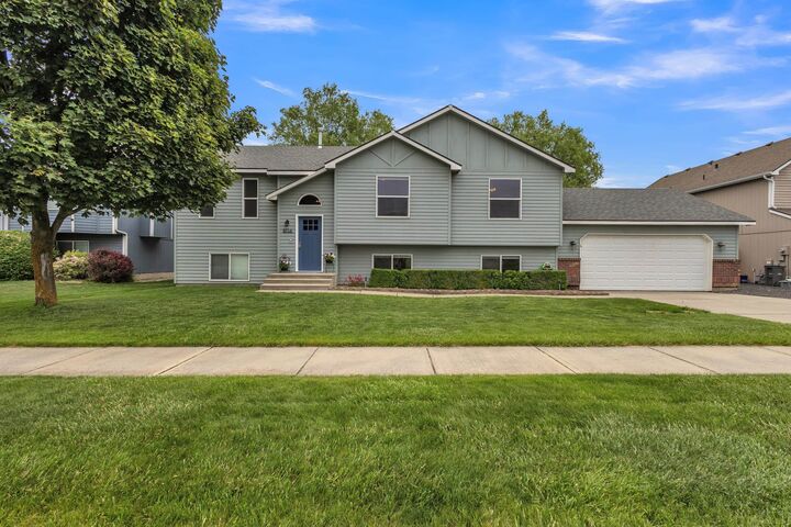 Property Photo: 8716 N J Ct WA 99208