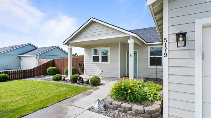 Property Photo: 5179 Pinehurst St WA 99353