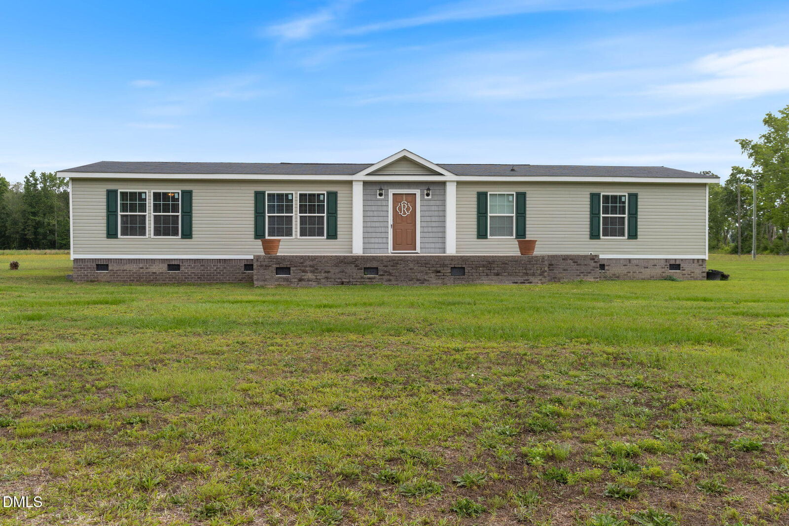 Property Photo:  33 Chadburn Road  NC 28360 