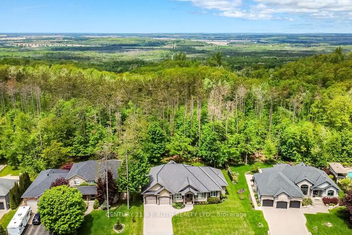 Property Photo:  33 Reilly'S Run  ON L0L 1Y3 