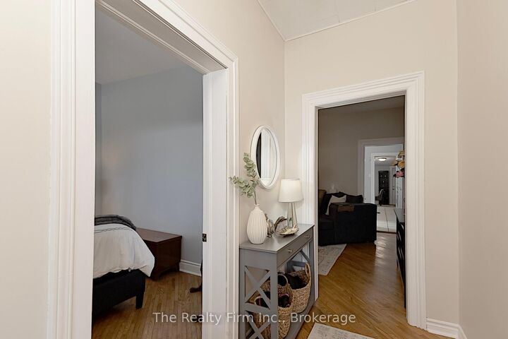 Property Photo:  134 Well Street  ON N5A 4M1 