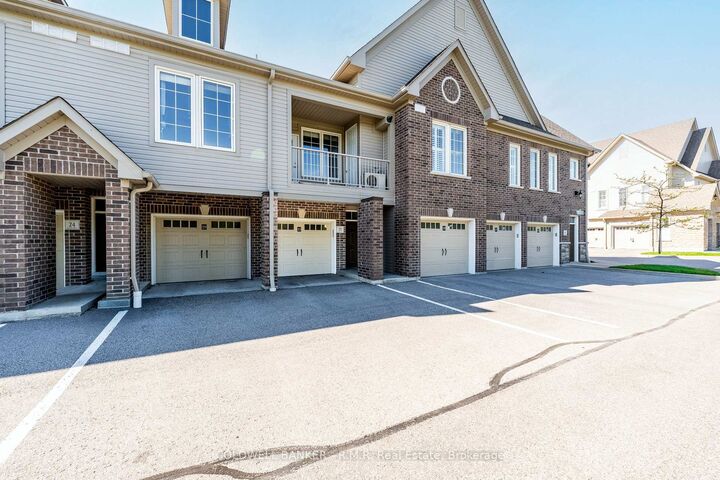 Property Photo: 1430 Gord Vinson Avenue 25 ON L1E 0J6