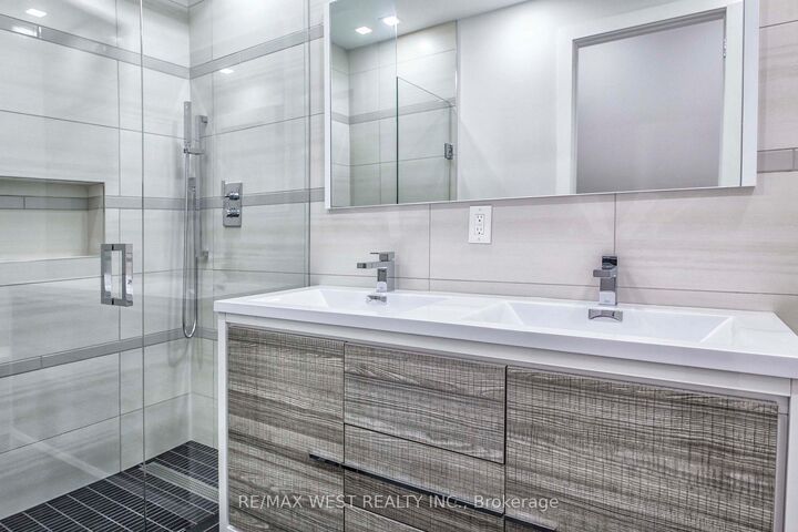 Property Photo: 268 Sterling Road ON M6R 2B9