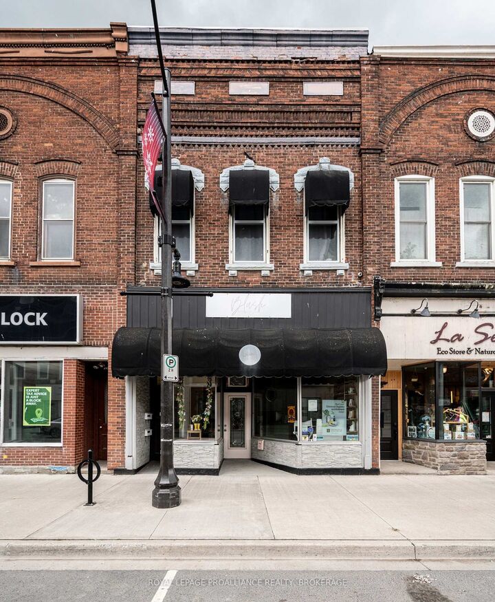 48 Dundas Street E — photo 1