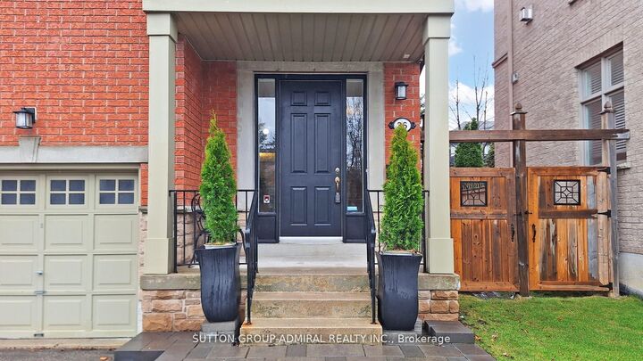 Property Photo: 36 Helen Street ON L4L 3S3