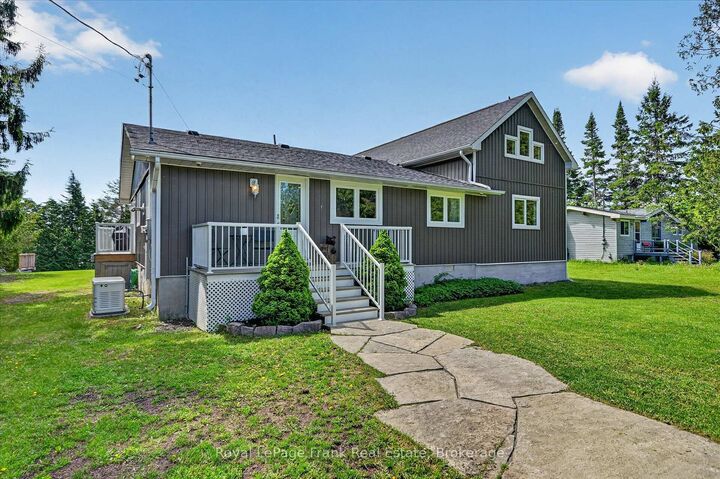Property Photo: 34 Rideau Drive ON K0M 1N0