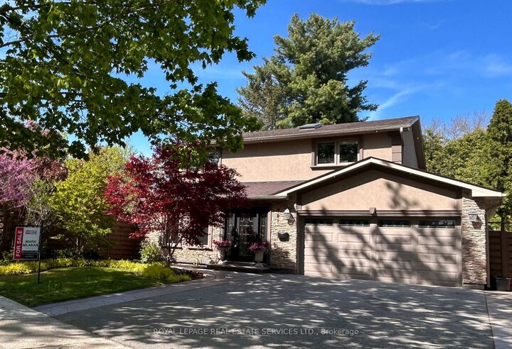 781 Fletcher Valley Crescent — photo 1