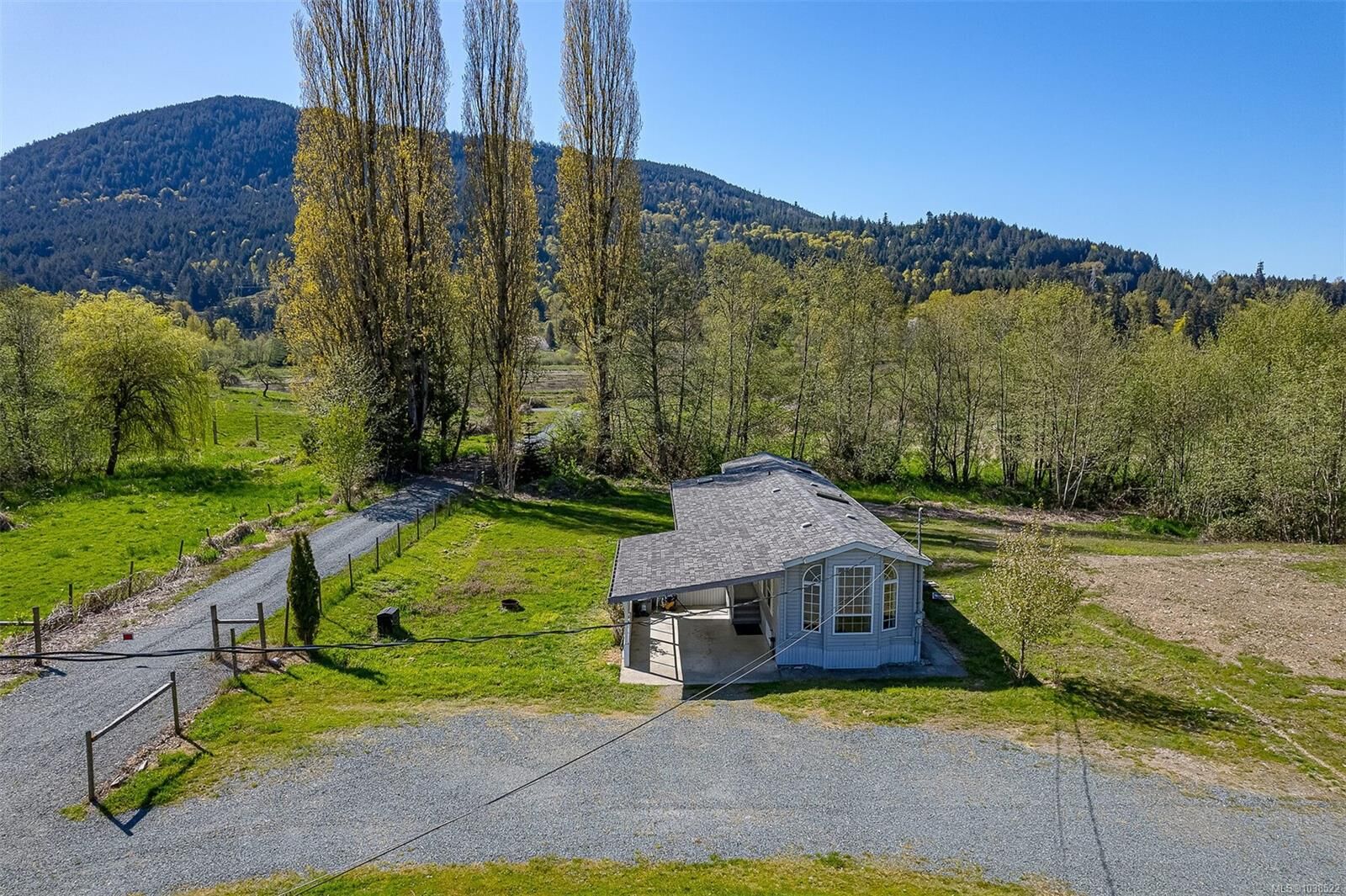 Property Photo: 7600 Westholme Rd BC V9L 6B4