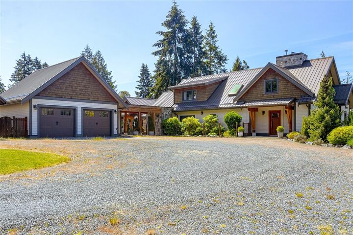 Property Photo: 6878 Southview Terr BC V9L 5W9