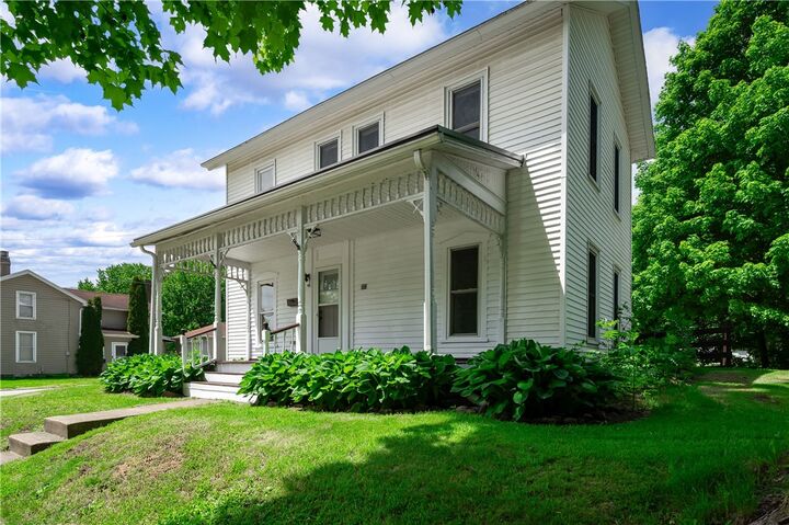 Property Photo:  303 Home Street  PA 16137 