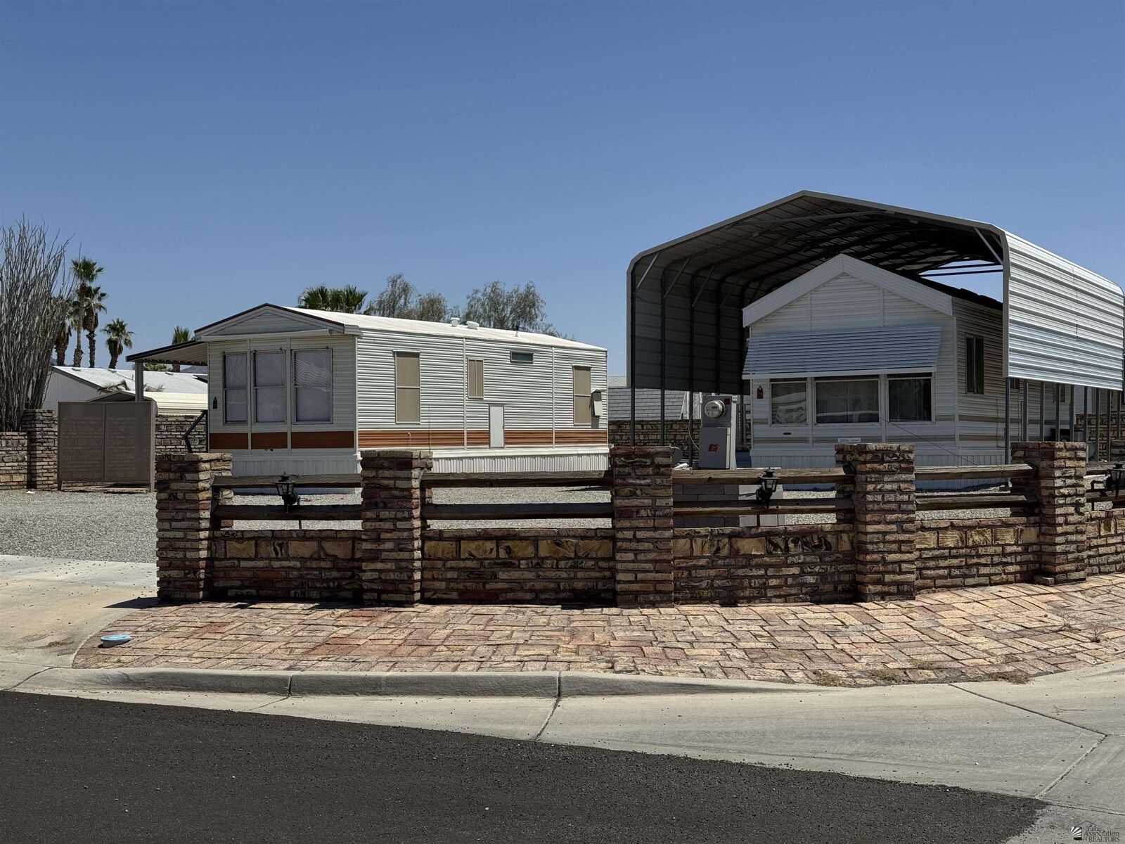 Property Photo: 13697 E 49 Ln AZ 85367