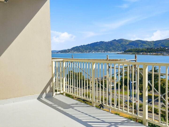 Property Photo:  14 Janet Way 149  CA 94920 