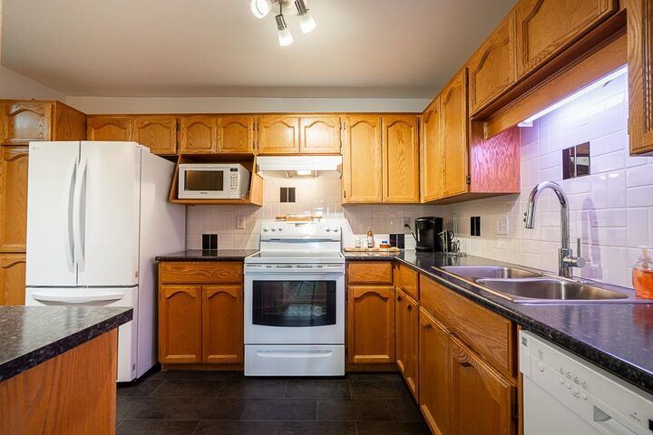 33535 King Road 219 — photo 1