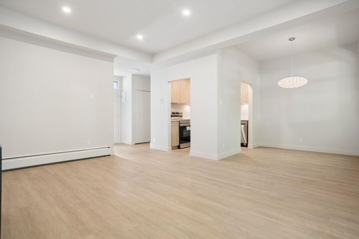 Property Photo:  1070 Cypress Street  BC V6J 3K5 