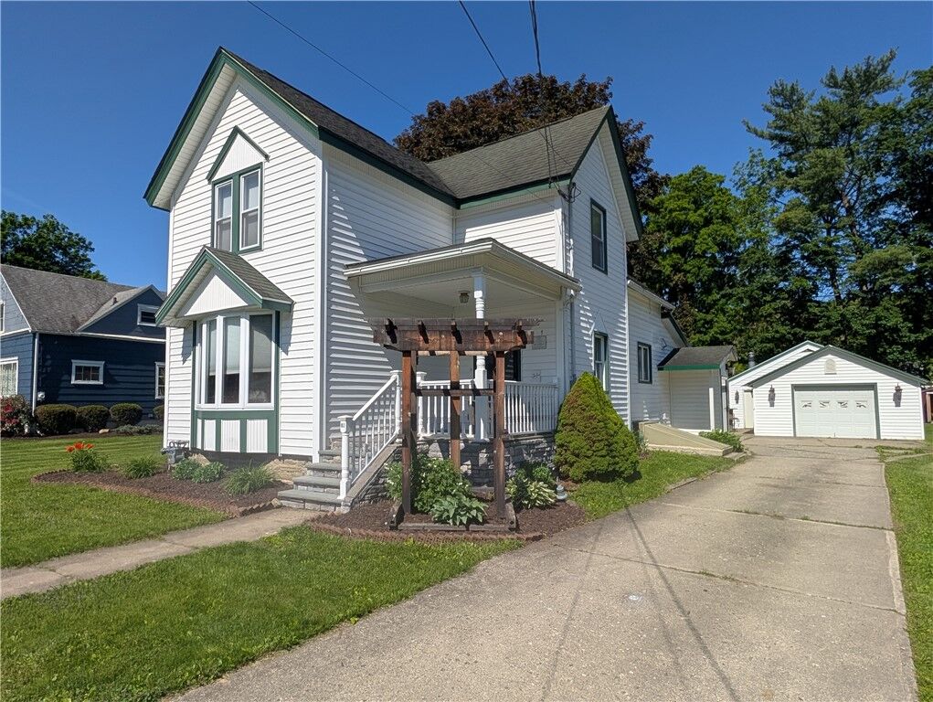Property Photo:  86 Maple Street  NY 14823 