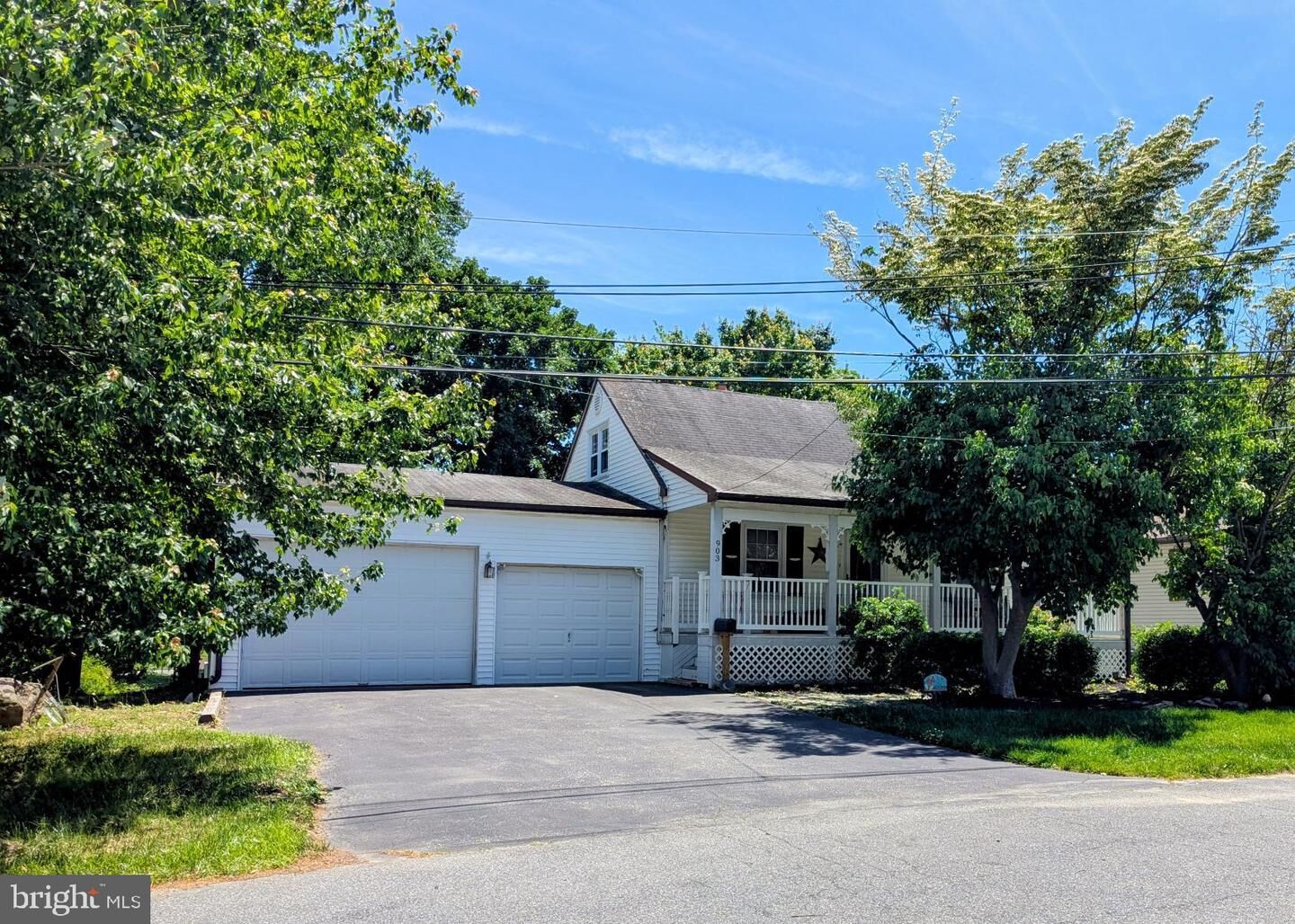 Property Photo:  903 Galbraith Avenue  PA 19061 