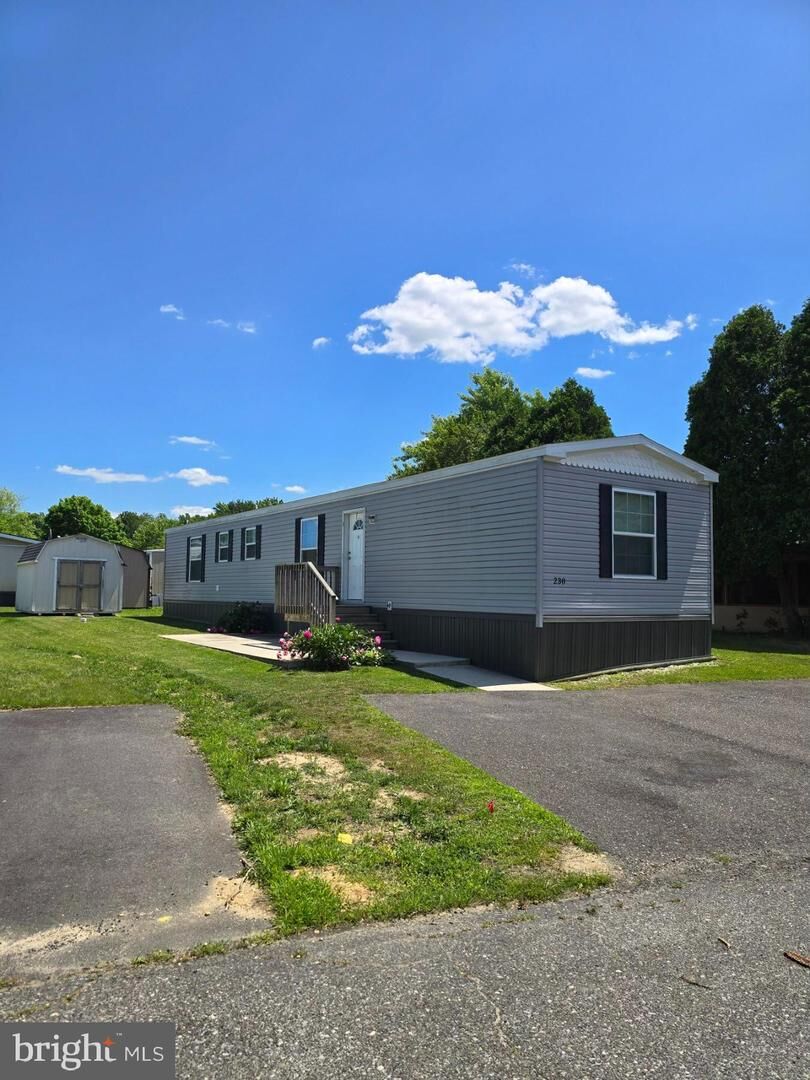 Property Photo:  230 Eisenhower Avenue  NJ 08094 