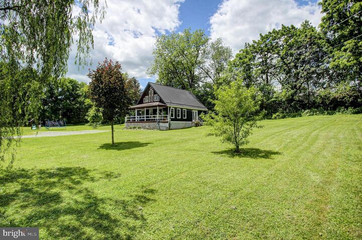 Property Photo:  10 W Fairview Avenue  PA 17236 