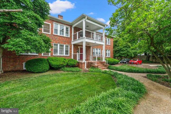 Property Photo:  307 E Duncan Avenue A  VA 22301 