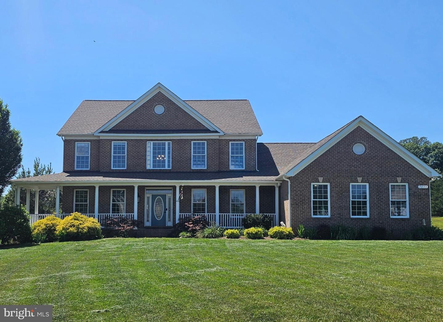 Property Photo: 7035 Wilderness Court MD 20736