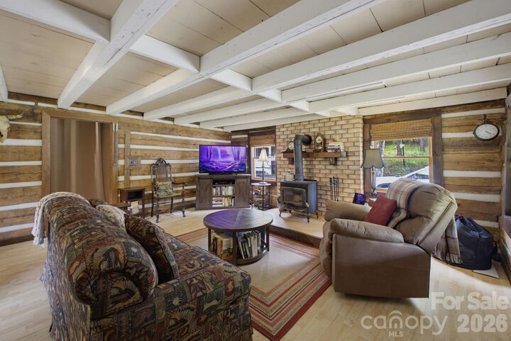 Property Photo: 1239 W McGuinn Road NC 28756