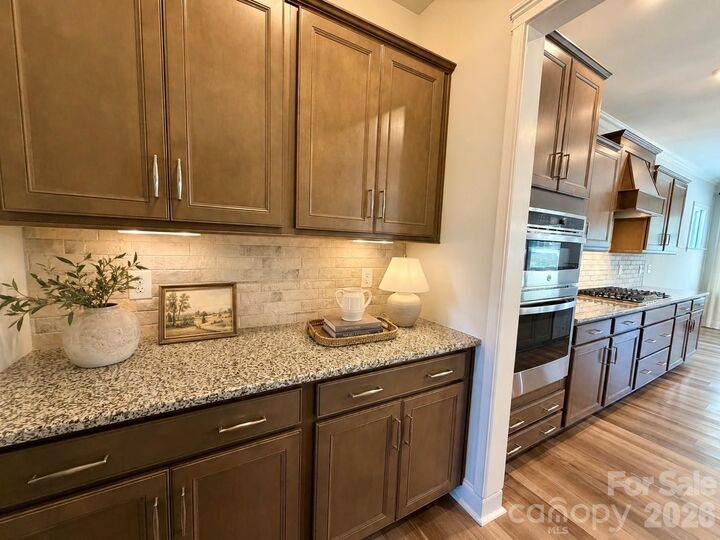 Property Photo: 1318 Poppy Way NC 28104