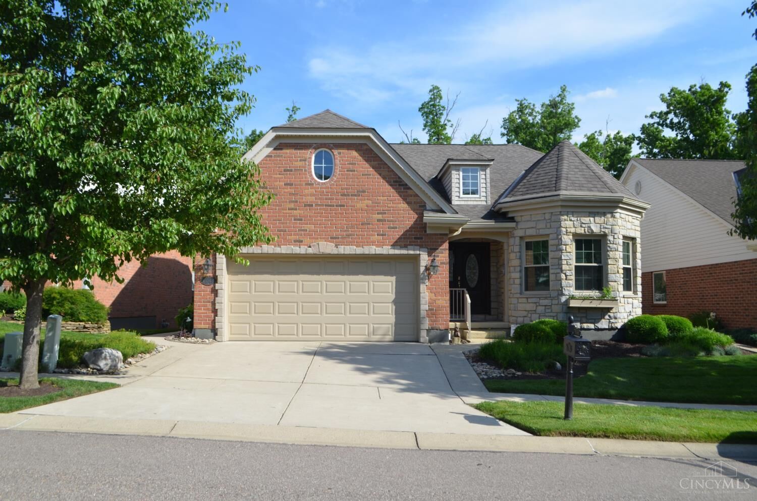 Property Photo:  6048 Eden Place Drive  OH 45247 