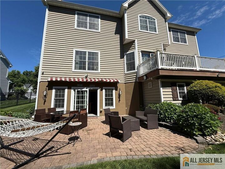 Property Photo: 1 Hartman Court NJ 07066