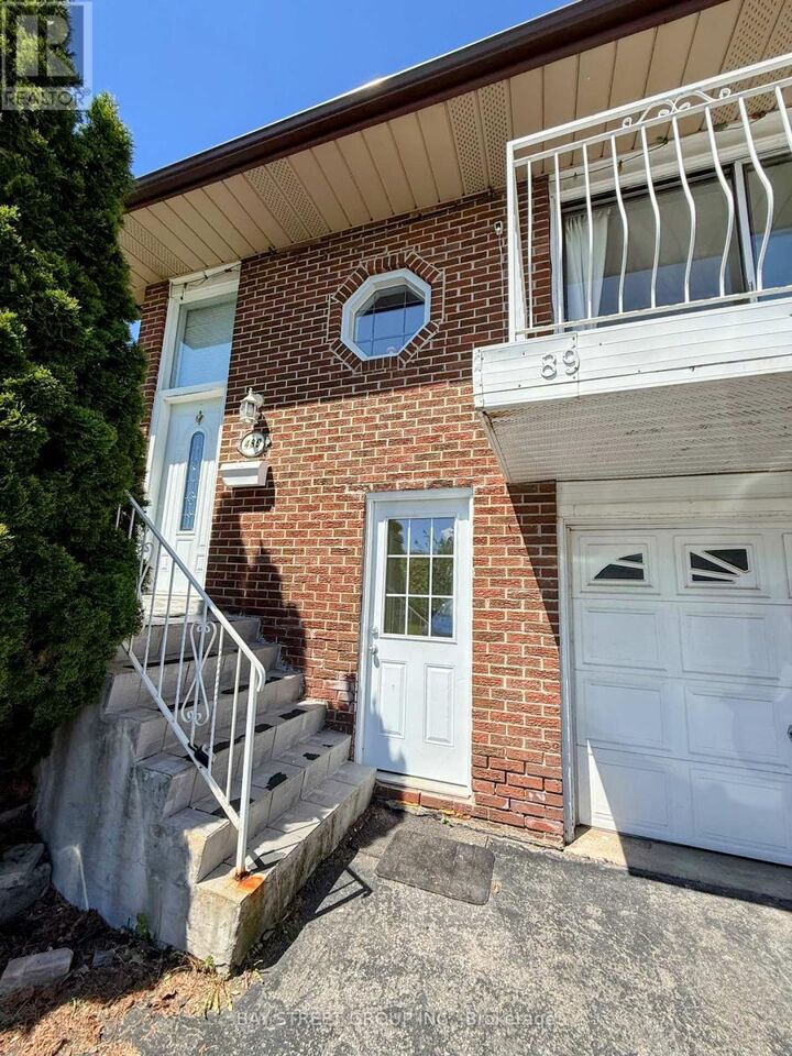 Property Photo:  489 Fergo Avenue  ON L5B 2J2 