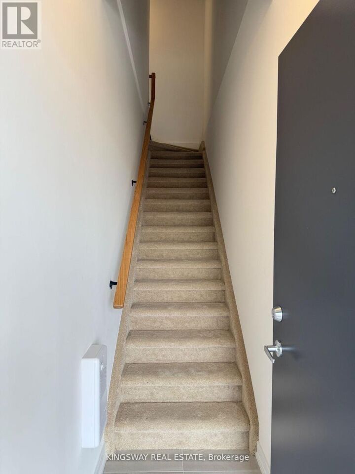 Property Photo: 40 Palace Street K19 ON N2E 0L2