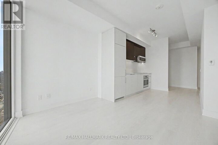 Property Photo:  308 Jarvis Street 2808  ON M5B 0E3 
