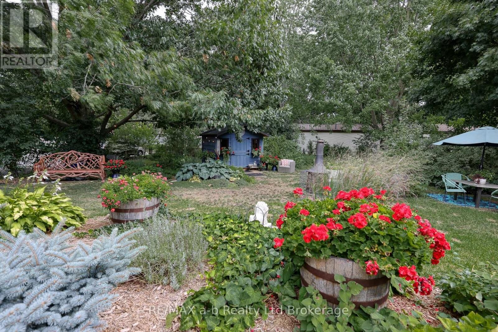 Property Photo:  746112 Township 4 Road 26  ON N4S 7V9 