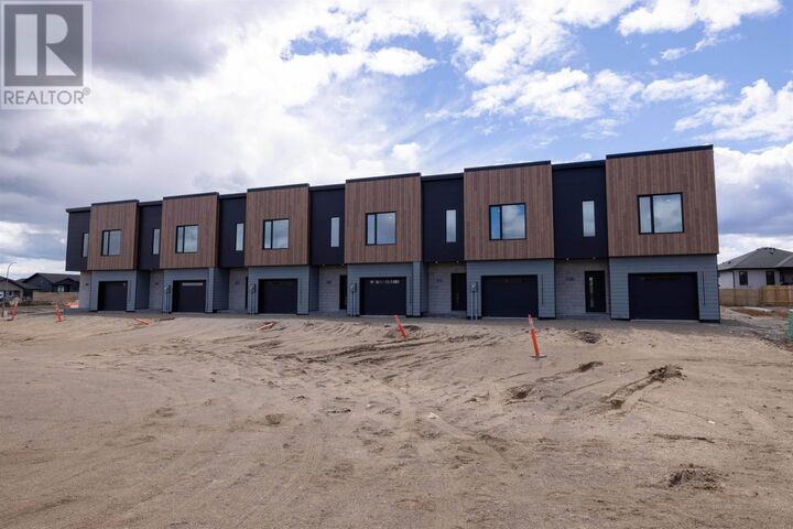 Property Photo:  834 Weiler Blvd  ON P7C 0A7 