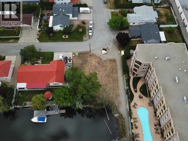Property Photo:  36 Harbour Key Drive  BC V0H 1V3 