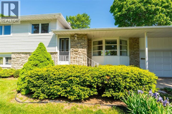 Property Photo:  572 Highbury Park  ON N7V 2J9 