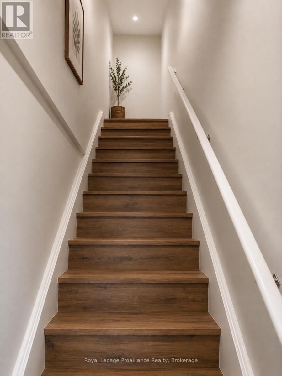 Property Photo:  535 Old Highway 2 B  ON K8V 0E8 