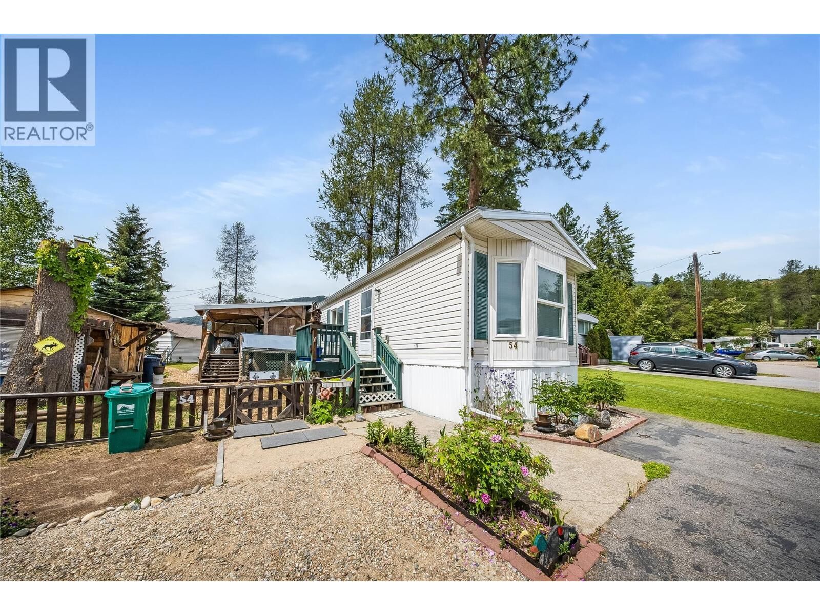 Property Photo:  500 16th Avenue 54  BC V0G 1G0 