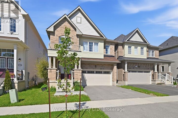 Property Photo: 7719 Tupelo Crescent ON L2H 3R8