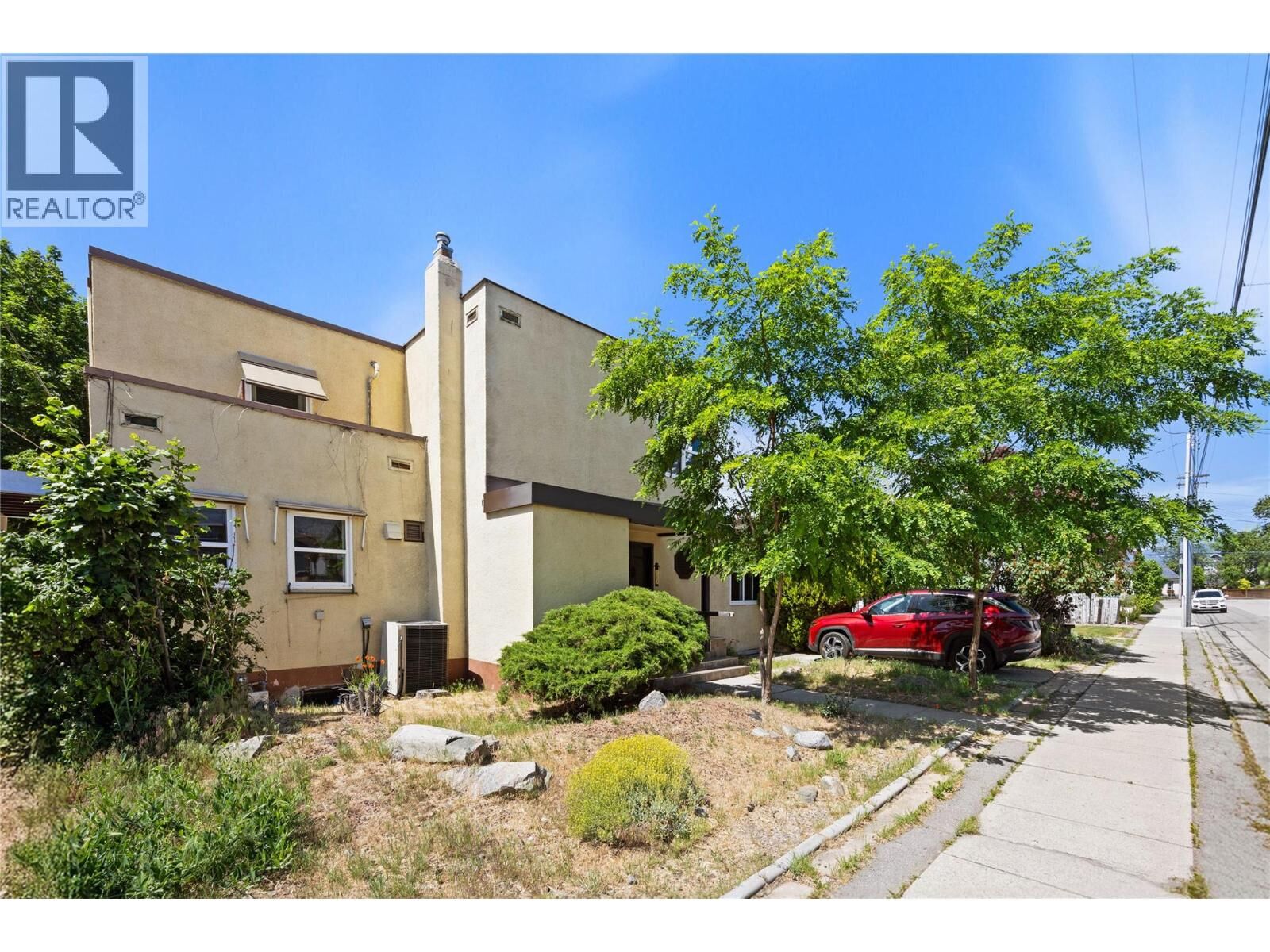 Property Photo: 763 Argyle Street BC V2A 5N8