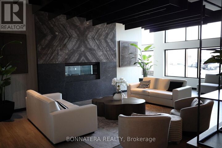 Property Photo:  8020 Derry Road 1006  ON L9T 9N7 
