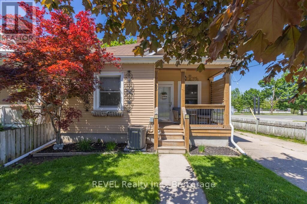 Property Photo:  83 Rodman Street  ON L2R 5C9 